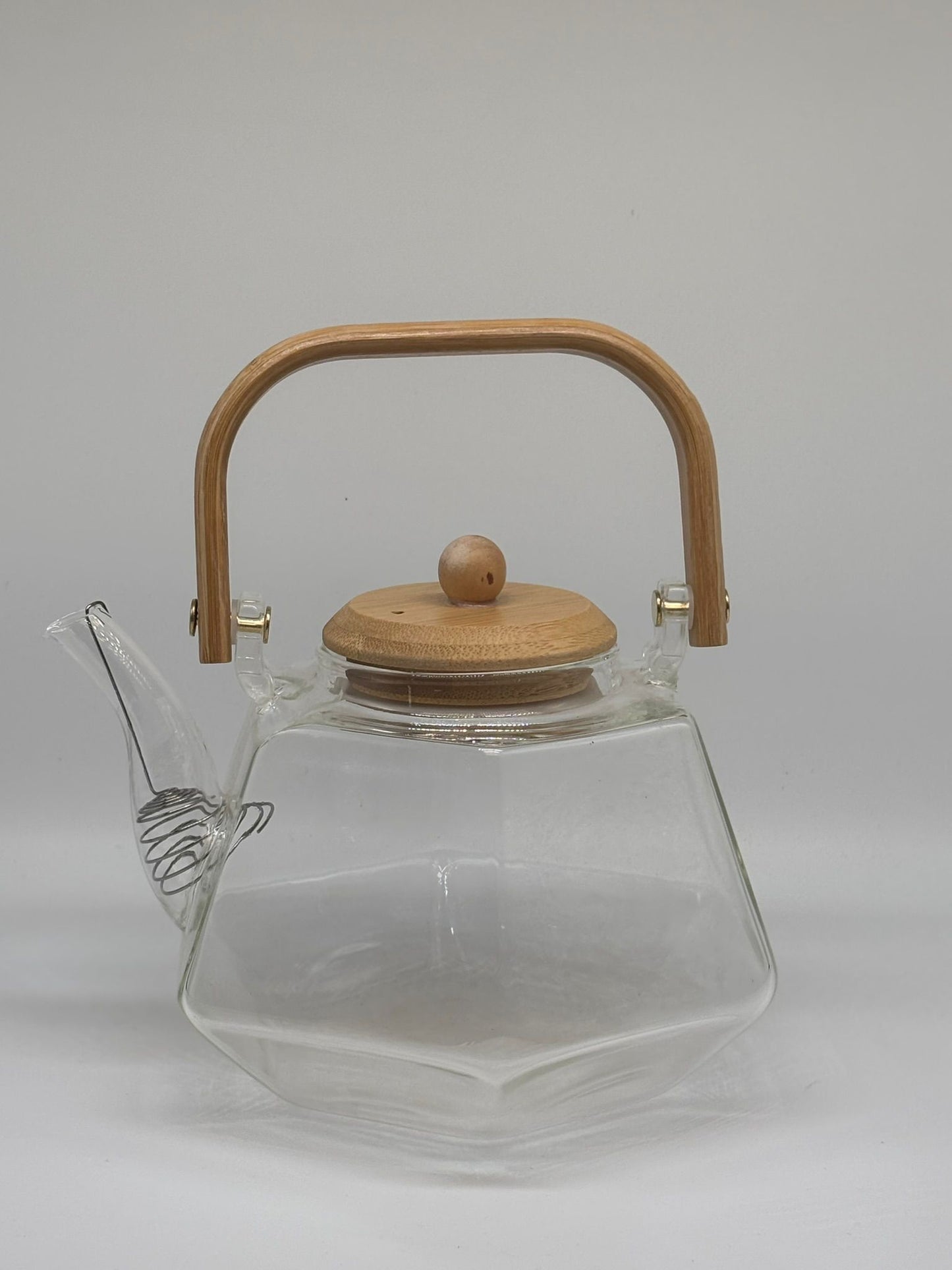 lear Borosilicate Glass Teapot with Bamboo Handle – Heat-Resistant & Handmade